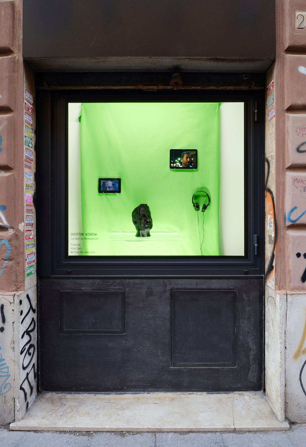 Installation-view-Vitrine-01-1280x1870